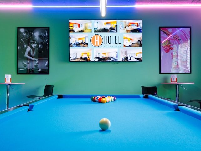 The Bridge Billiards Lounge — pool lounge at Hotel Royal Oak