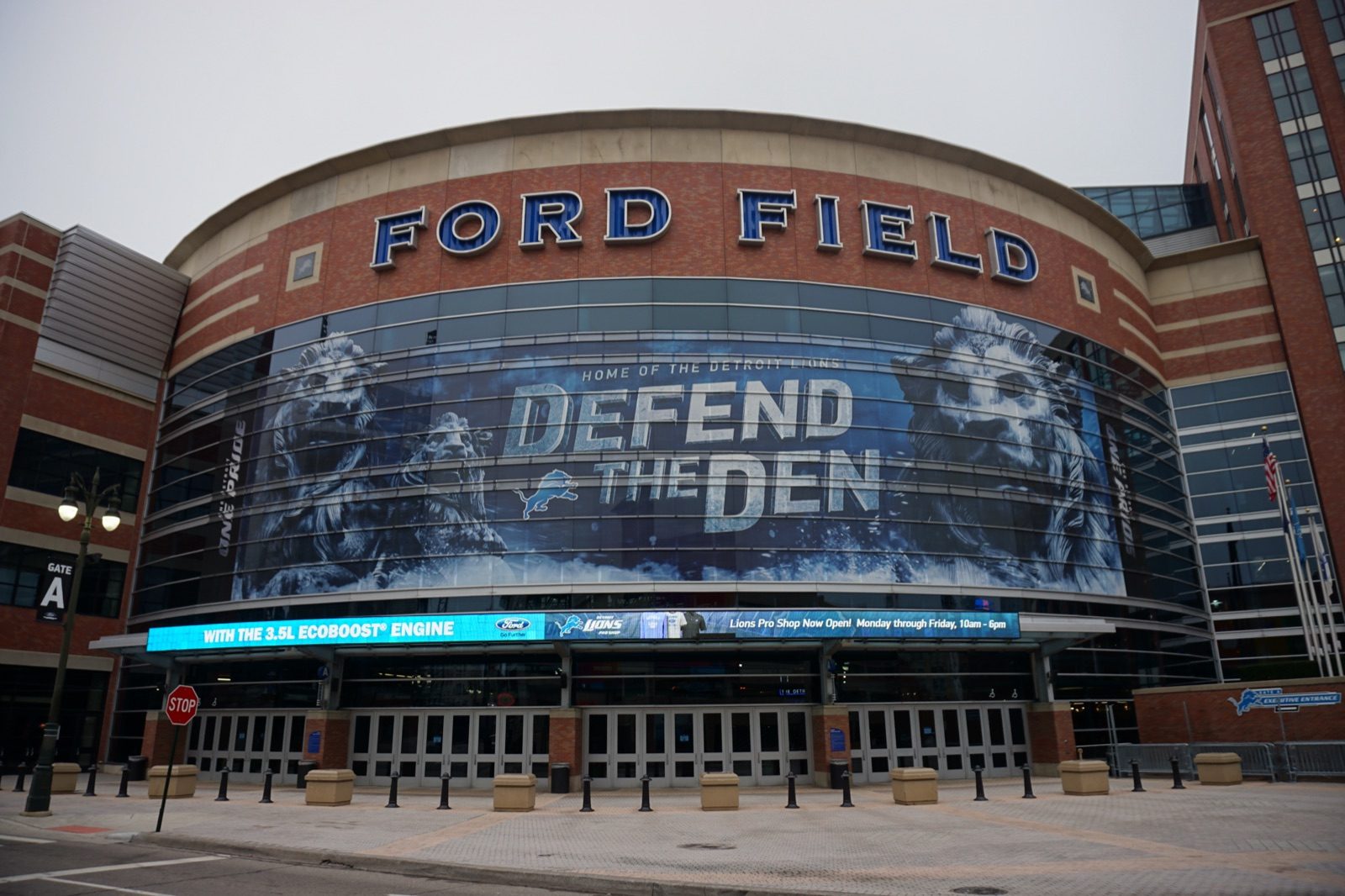 Lions Game Day: Why Royal Oak Beats a Downtown Detroit Hotel